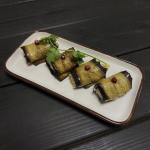 Ассорти рулетов из баклажанов